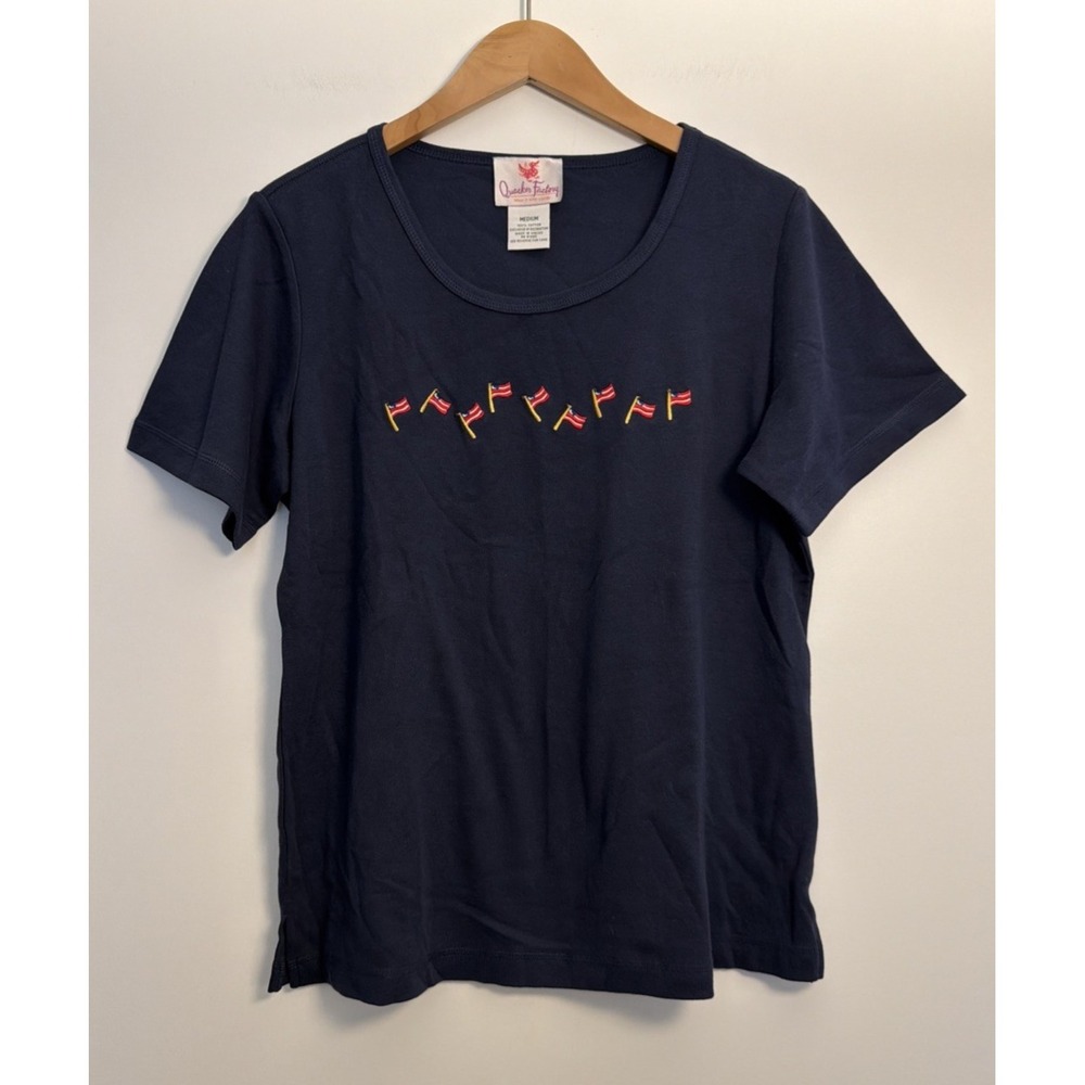 Quacker Factory Womens Blue Embroidered Flag Blouse T-Shirt Size M Short Sleeve